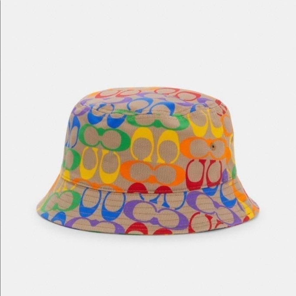 NWT🌈Coach Rainbow Signature Bucket *Special Edition*